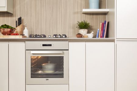 Духова шафа Beko BIM24400GCS, електрична, 71л