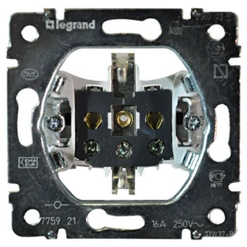 Розетка Legrand Galea Life 2К+З, 16А, 250В, (775921) Розетка Legrand Galea Life 2К+З, 16А, 250В, (775921)