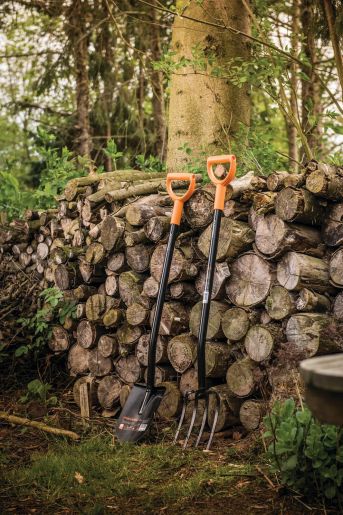 Вилы Fiskars Solid, 122см, 2.1кг