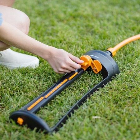 Зрошувач дощовий Fiskars Watering, водозберігаючий, металевий (1023661)